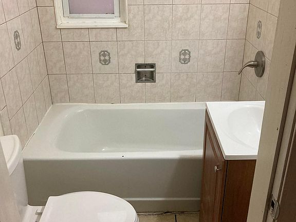 5th image of 6054 S Paulina St