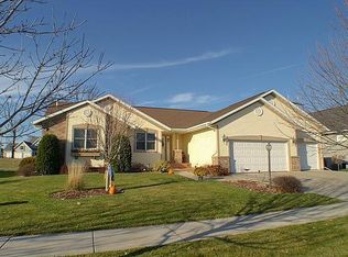 1025 Windhill St, Onalaska, WI 54650