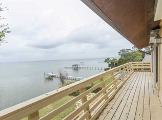 4004 Bay Pointe Dr, Gulf Breeze, FL 32563