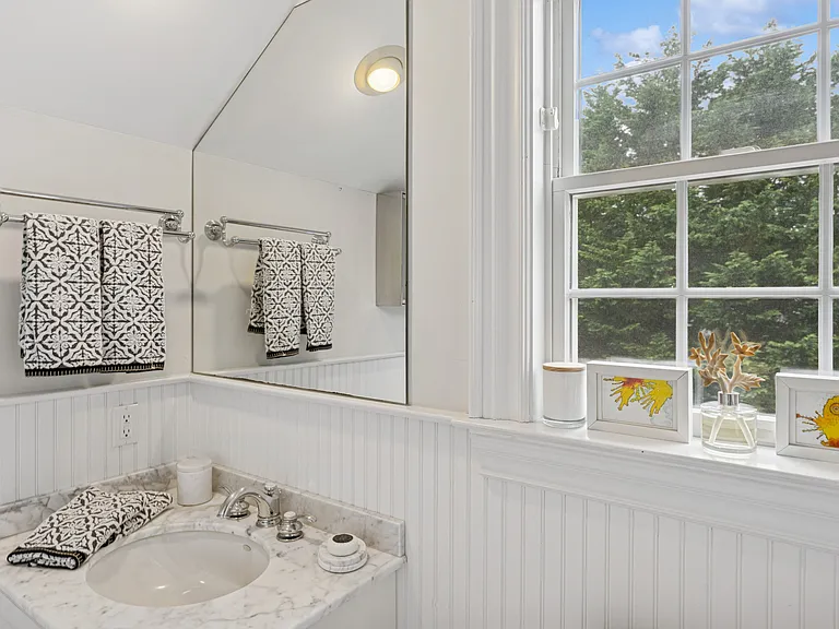 10 Balcomie Ln — Photo 31