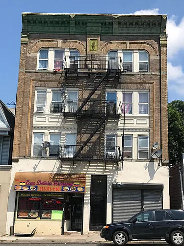 1422 Springfield Ave Photo 1