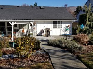 2762 Rosewood St, Medford, OR 97504
