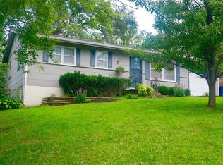 211 Grant St, Liberty, MO 64068