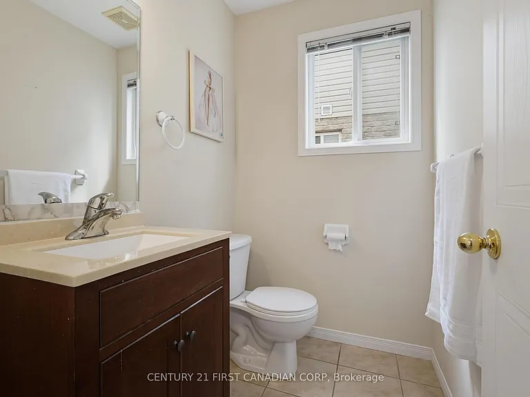 761 Blacksmith St — Photo 16