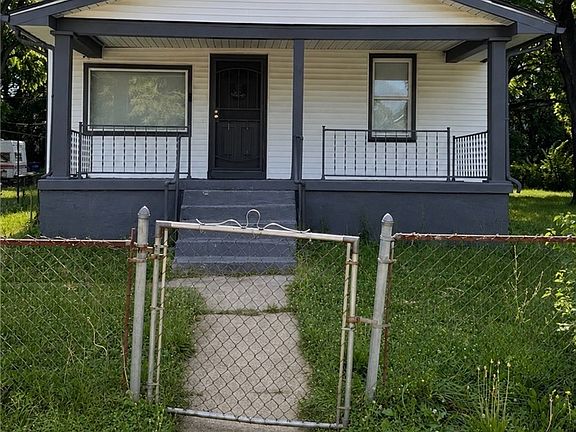 2nd image of 44 Bluecrest Ave