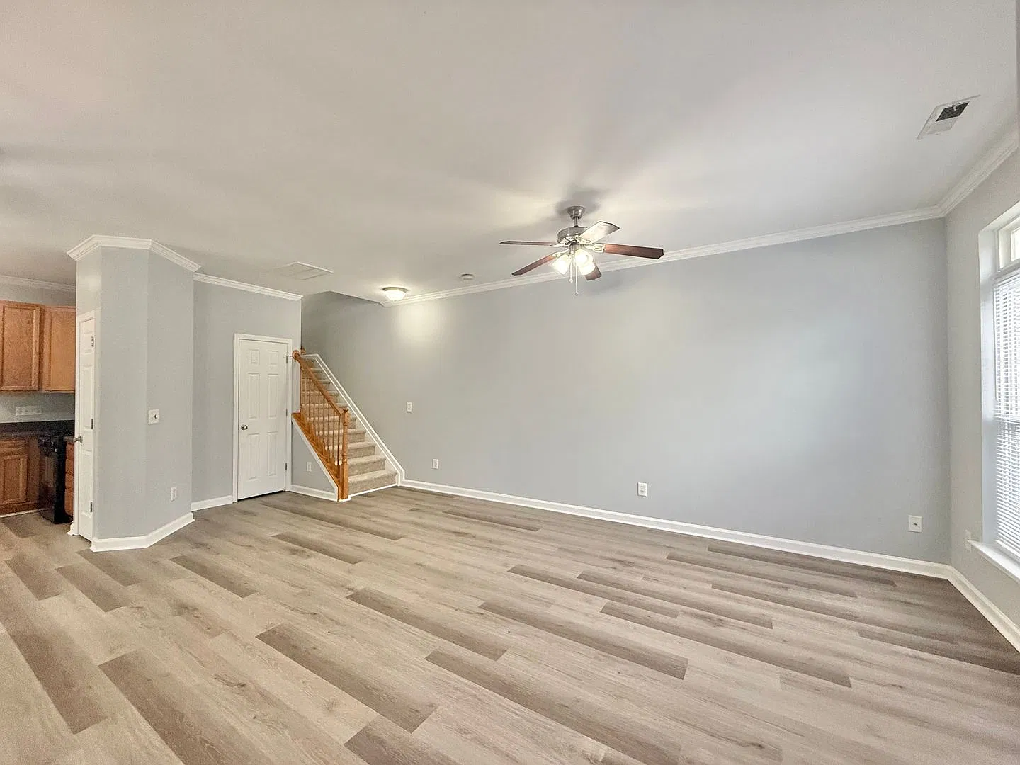 Newly Remodeled 3BD, 3.5BA Raleigh End-Unit Townhome in an HOA Community — Photo 4