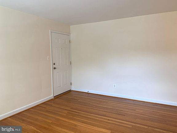 5th image of 1210 N Kenilworth St APT 4