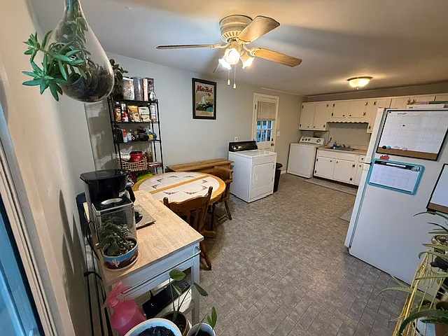 3 bed, $1,900 — Photo 2