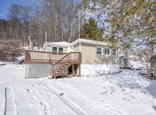 74 2nd St, Harveys Lake, PA 18618
