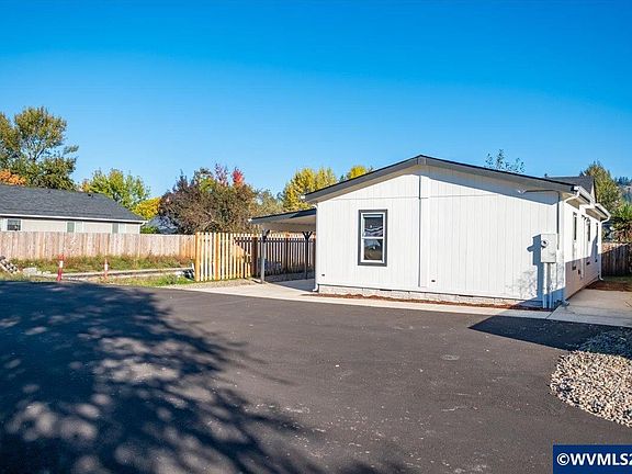 2nd image of 1228 47th Ave