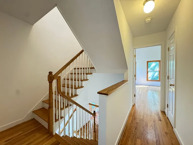 23 Edwards St — Photo 17