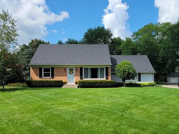 2739 Orchard Ln NW, Grand Rapids, MI 49534