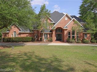 3715 Lakefront Dr W, Mobile, AL 36695