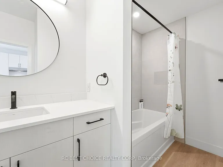 108 Briscoe St E — Photo 23