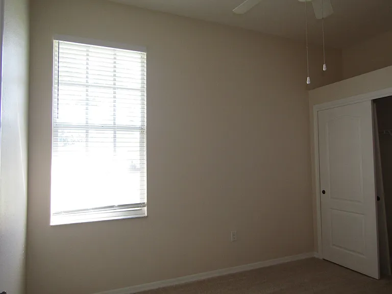 463 Bermuda Isles Cres — Photo 12