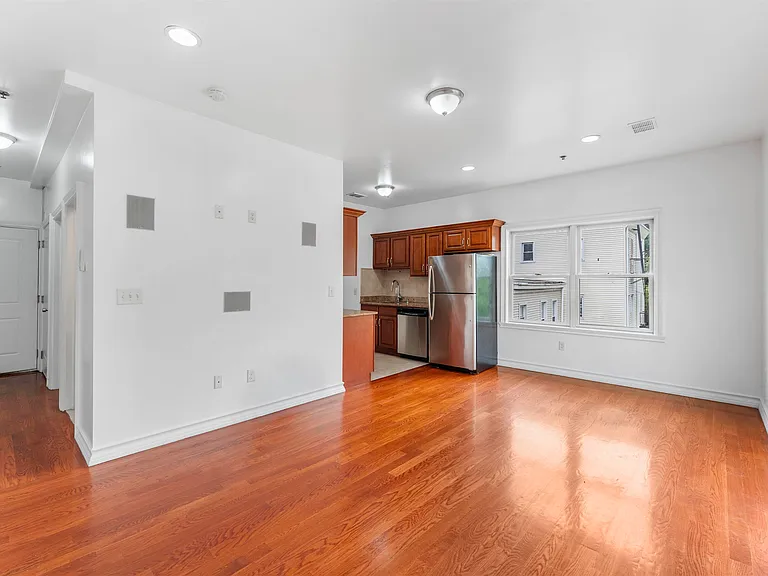 239 Baldwin Ave #3 — Photo 3
