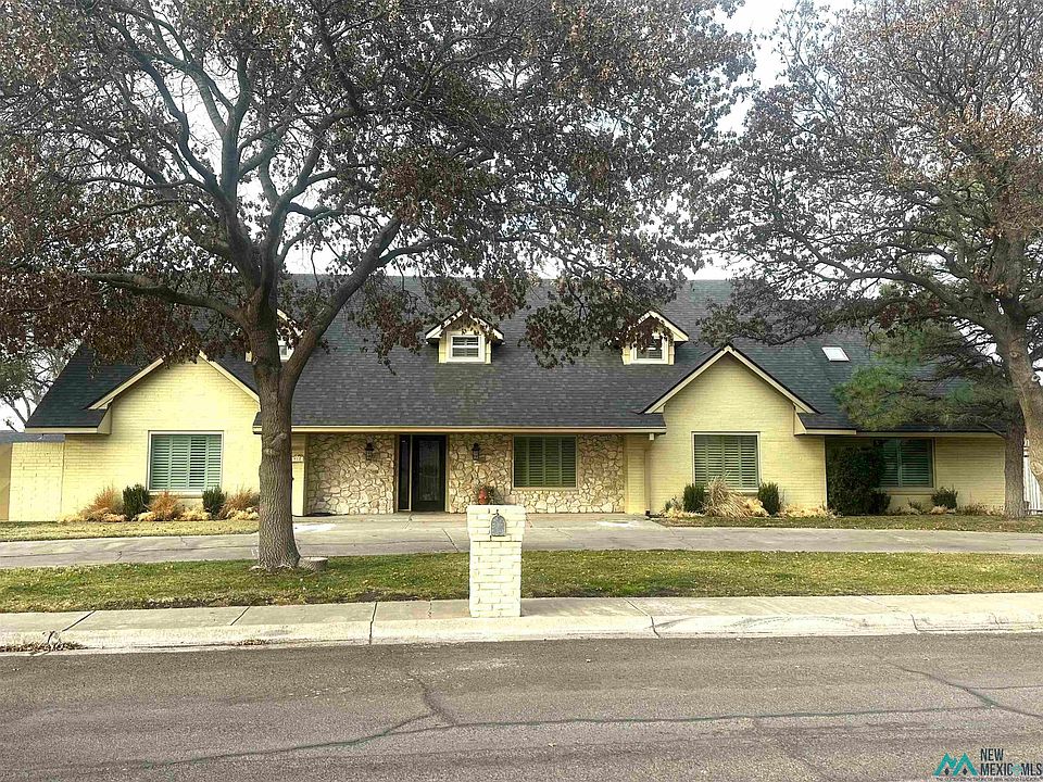 1st image of 512 E Zia Dr