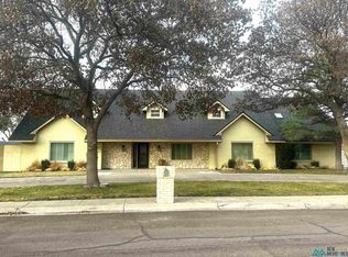 512 E Zia Dr, Hobbs, NM 88240
