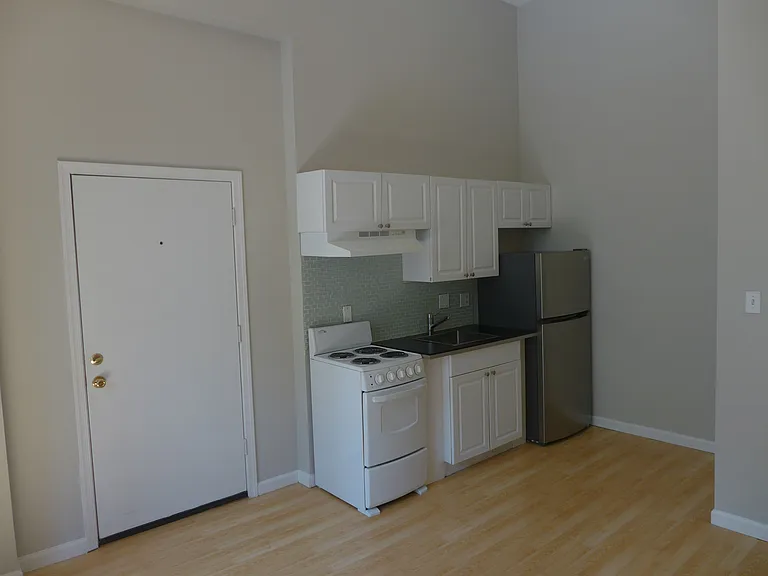1705 N Calvert St #1A — Photo 5