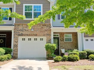 2752 Sawbridge Ln, Gastonia, NC 28056