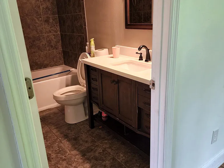 3829 Niagara Dr — Photo 7