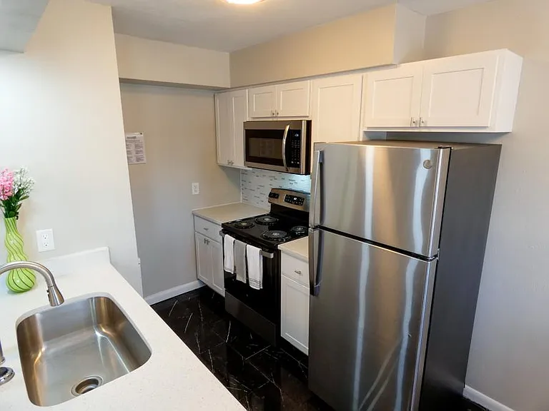 4719 Colley Ave — Photo 3