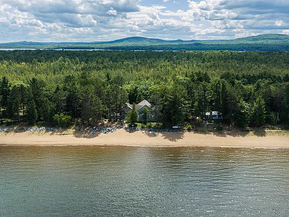 3rd image of 3702 W Squaw Beach Rd