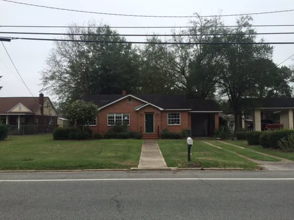 1413 Carswell Ave, Waycross, GA 31503