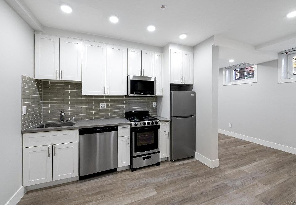 1st image of 3475 16th St #A