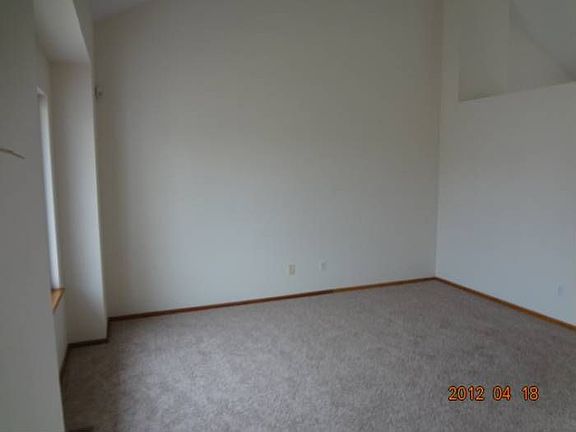 Entry: Living room