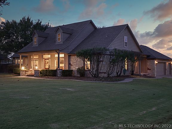 2nd image of 12302 Kathy Ln