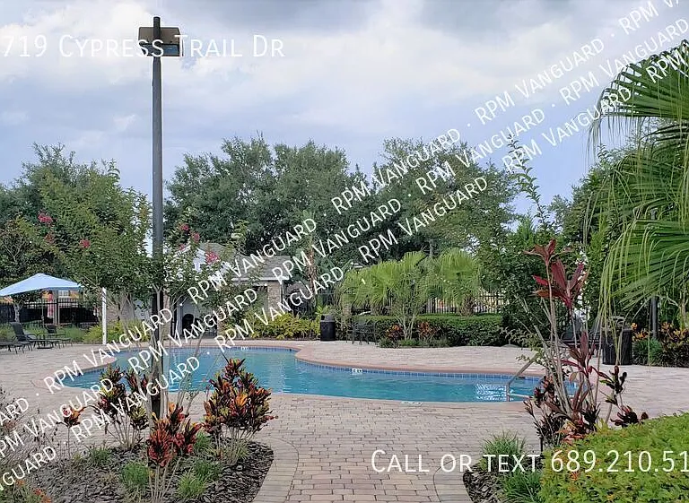 10719 Cypress Trail Dr — Photo 16