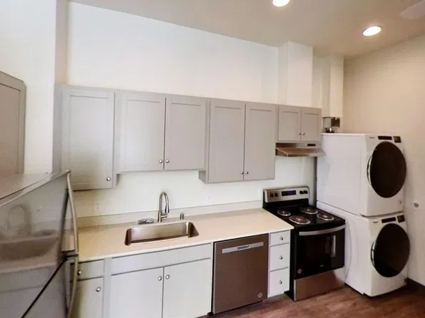 Mckenze Square Apartments, 1440 10th St #114, Bellingham, WA 98225
