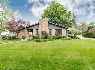 2122 Lloyd Ave, Royal Oak, MI 48073