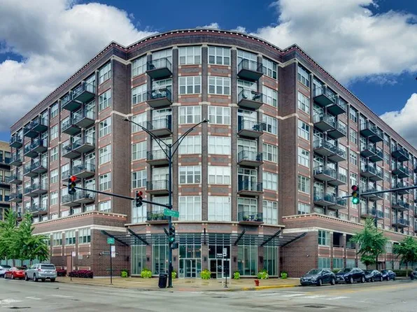 1000 W Adams St APT 523, Chicago, IL 60607