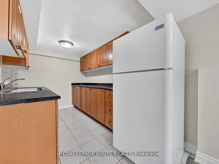 178 Staines Rd #BASEMENT — Photo 10