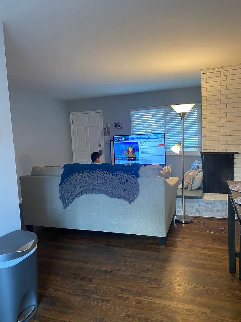 725 Ruby Ave | 3 Bedroom | 2 Bathroom | Pet Friendly — Photo 2