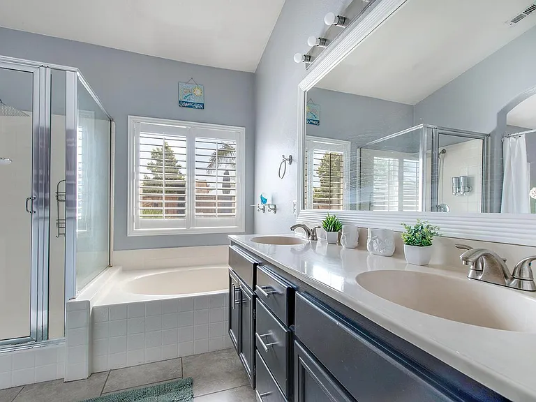 330 Del Flora St — Photo 23