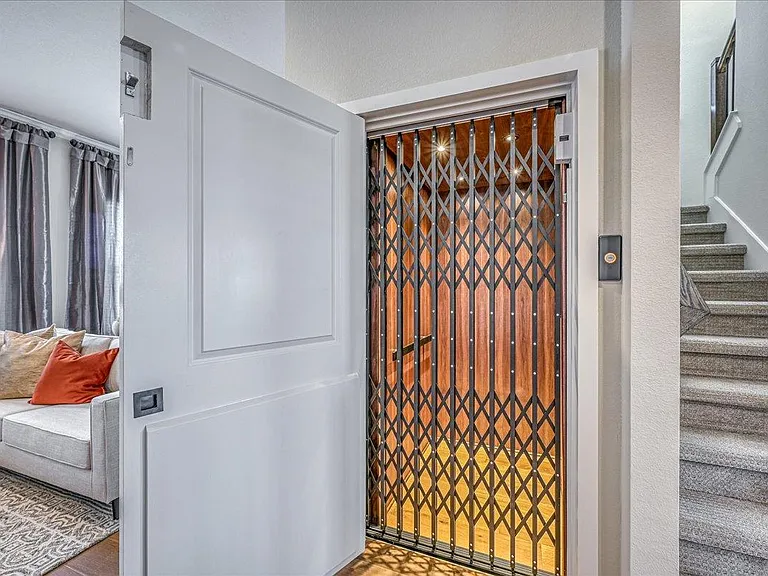 228 John Webster St — Photo 12