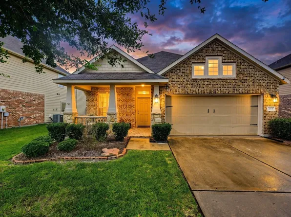 3814 Raintree Village Dr, Katy, TX 77449