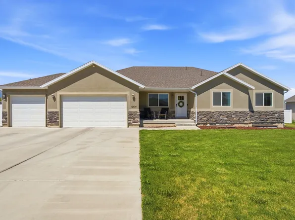 664 S Saddle Rd, Grantsville, UT 84029