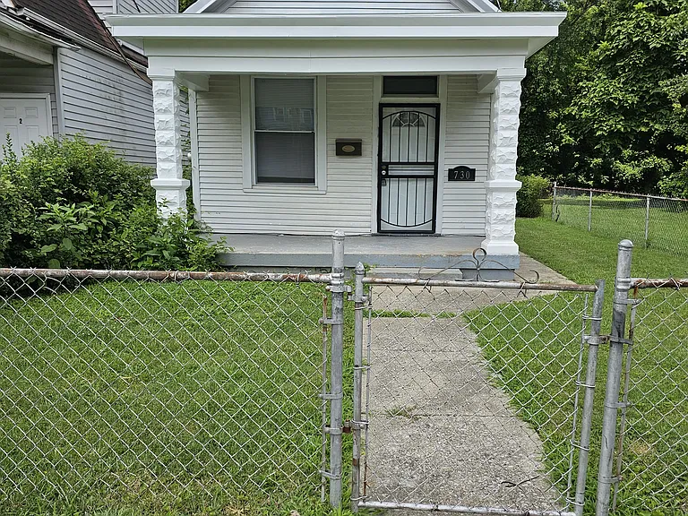 730 S 32nd St — Photo 1