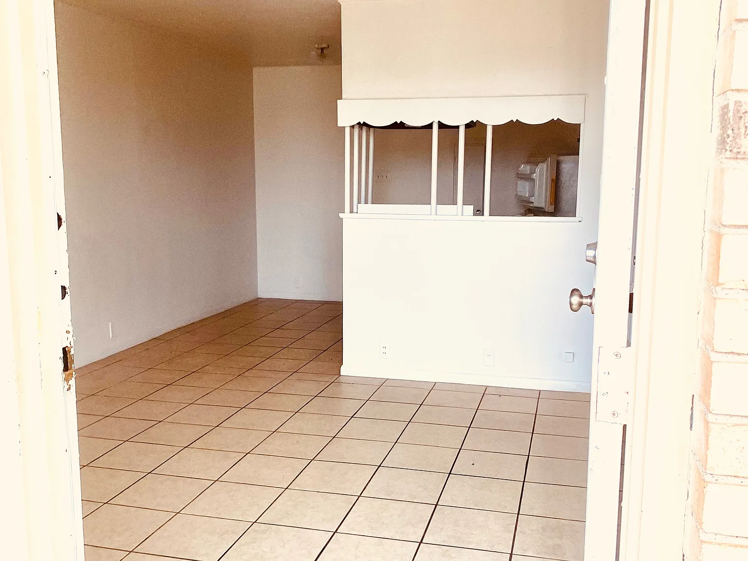 1 bed, 650 sqft, $575 — Photo 3