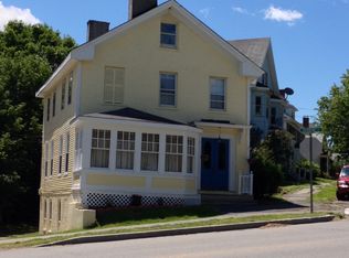 320 Hammond St, Bangor, ME 04401