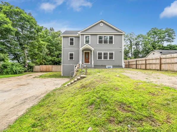 39 Beaver Brook Road, Danbury, CT 06810