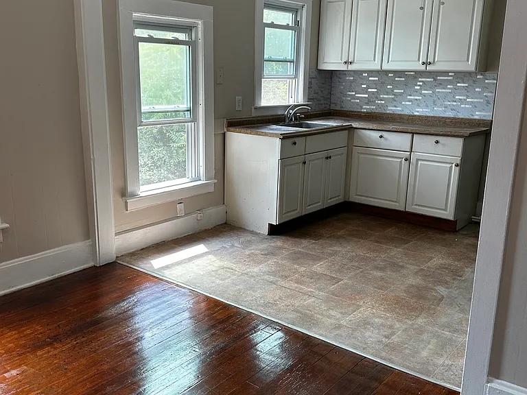 13 George St #3 — Photo 11