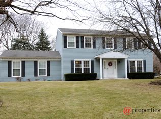 431 Warwick Dr, Naperville, IL 60565