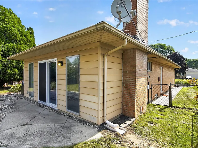 15109A Susanna St — Photo 28