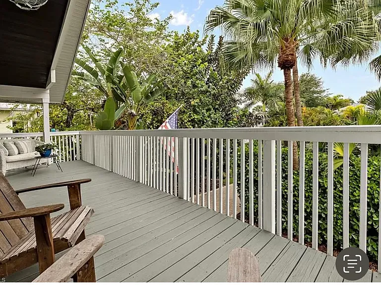 759 Park Ave — Photo 15