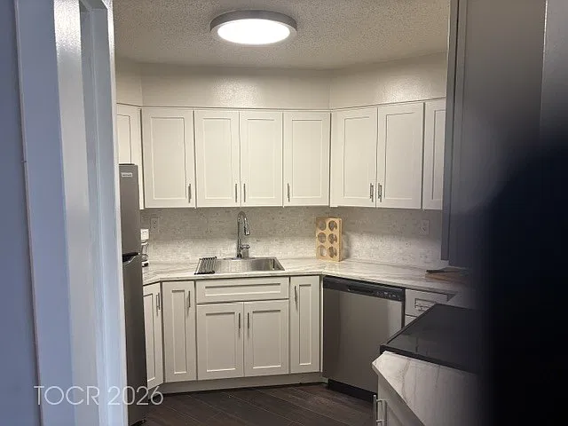 1 bed, $2,400 — Photo 3